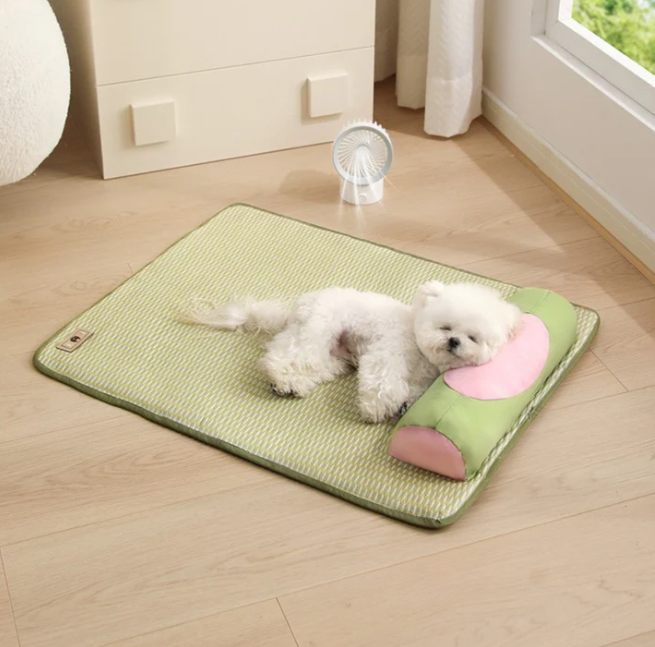 Summer Cool Feeling Pet Mat with Neck Pillow