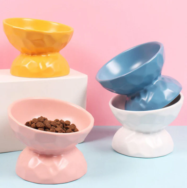 Tilting Ceramic Cat Bowls With Uneven Texture